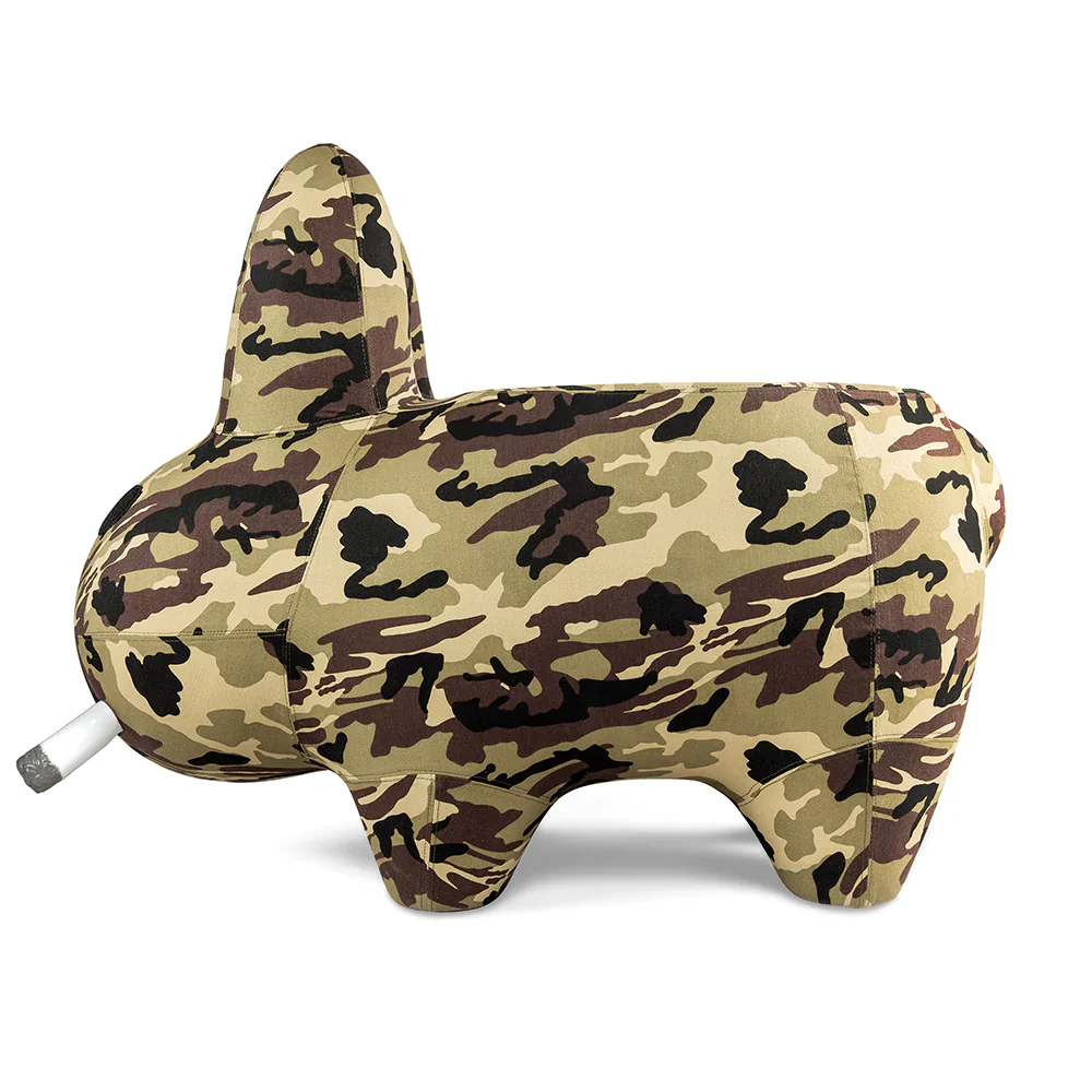 ART GIANT CAMO SMORKIN' LABBIT STOOL BY FRANK KOZIK - Image 2