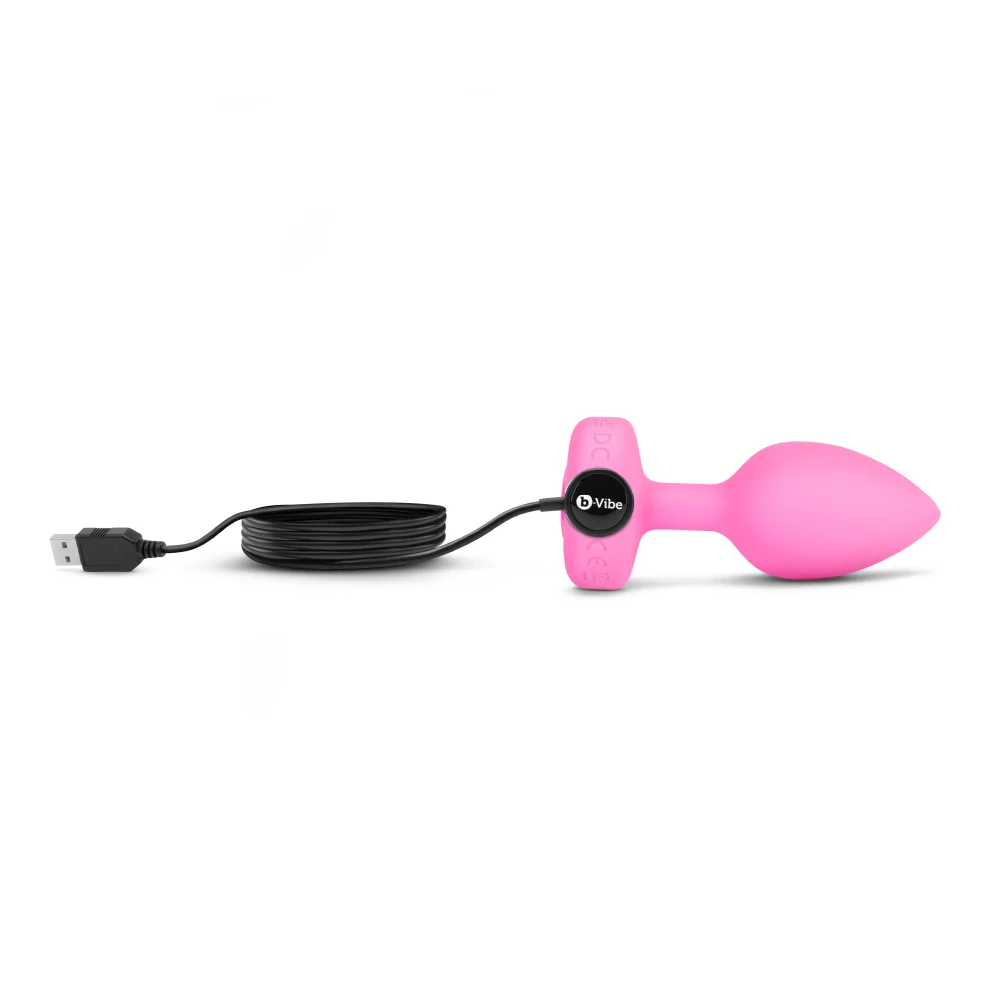 B-Vibe vibrating heart plug Pink Small - Image 3