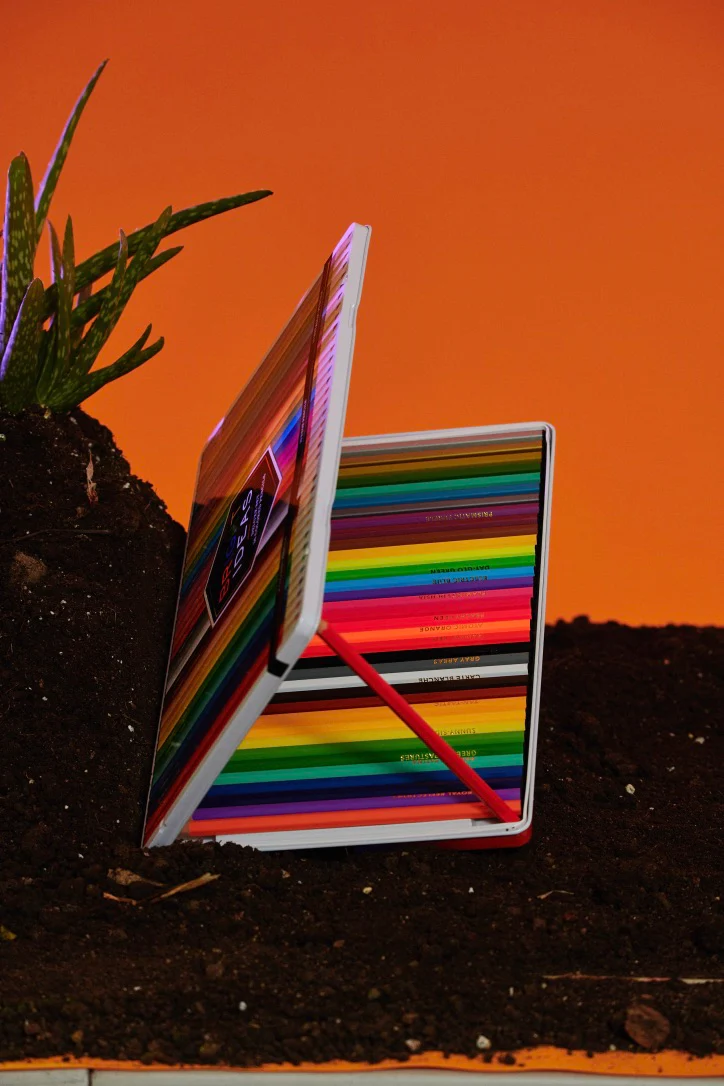 Bright Ideas Deluxe Colored Pencil Set - Image 2