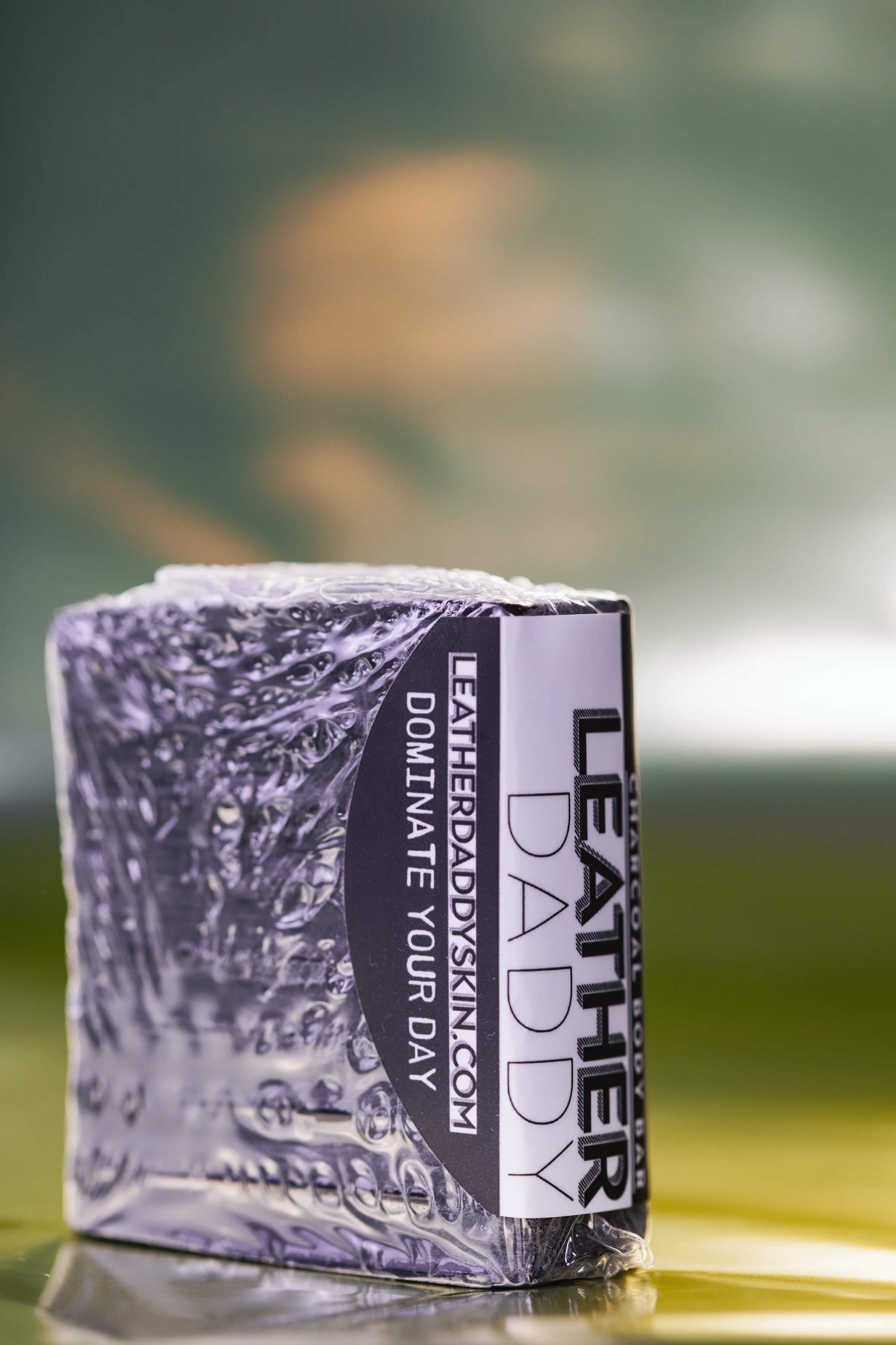 CHARCOAL BODY BAR BY LEATHER DADDY - Image 3
