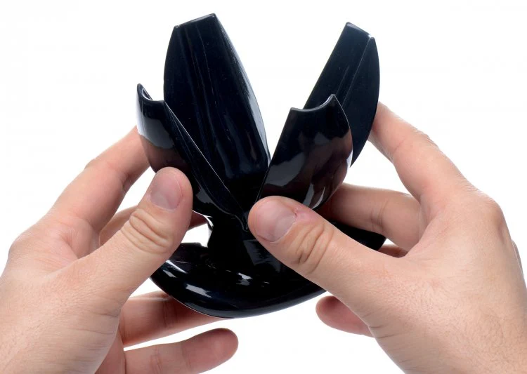Claw Expanding Anal Dilator - Image 8