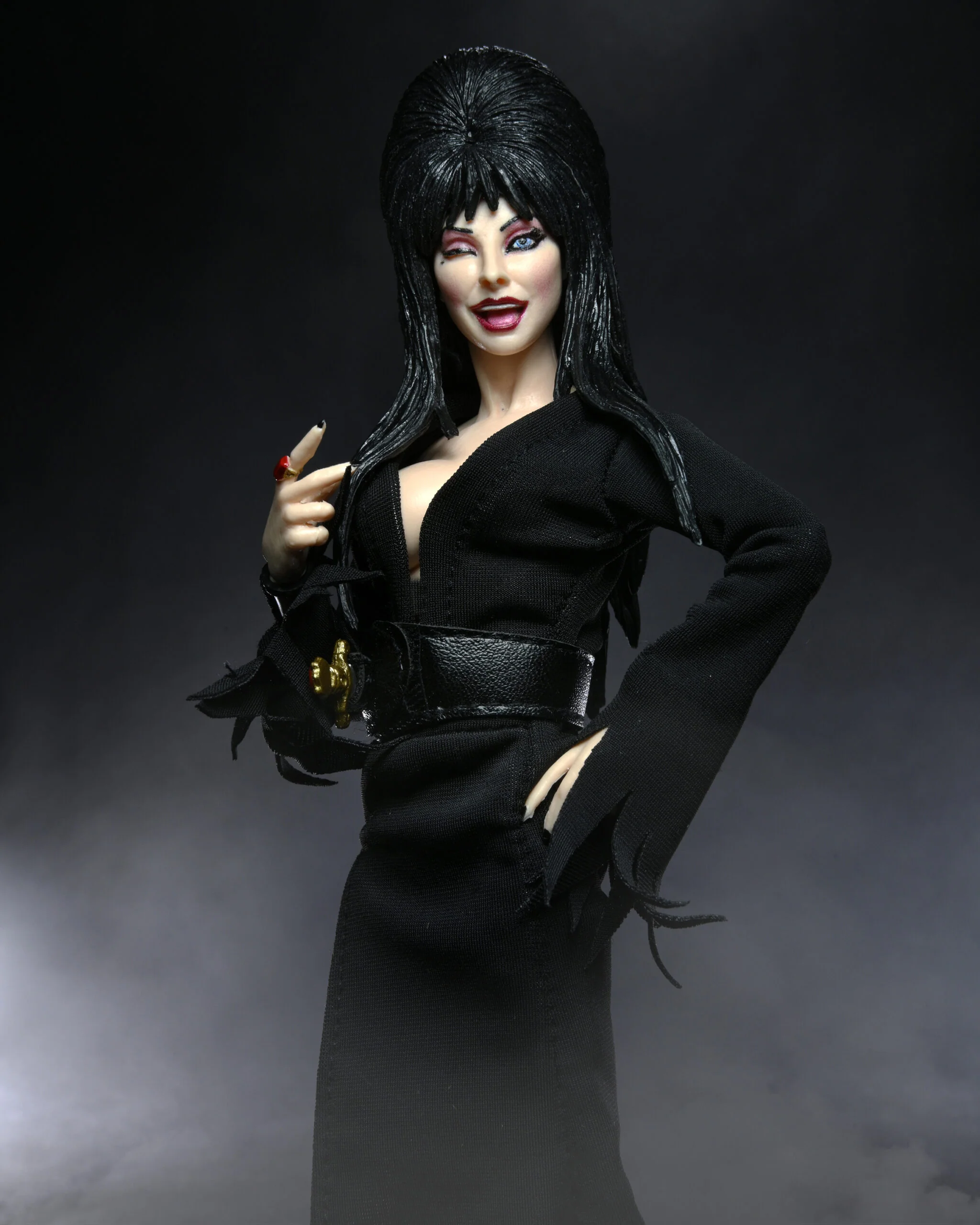 Elvira, Mistress of the dark 8" Action Figure - Image 11