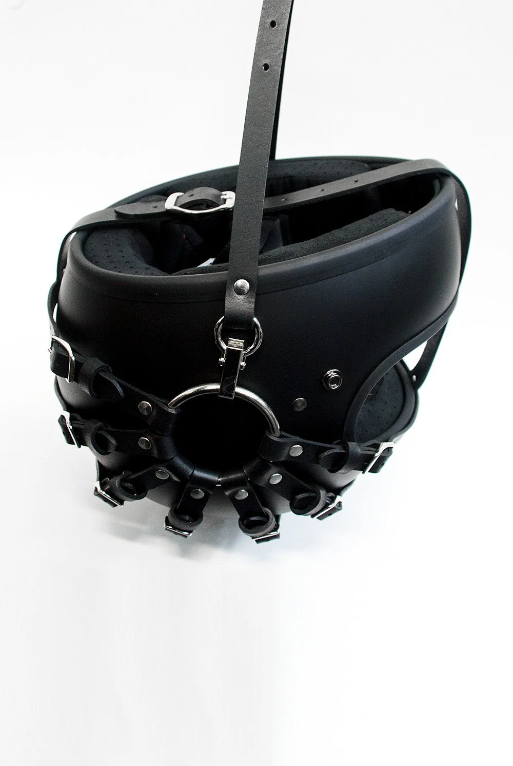 Helmet Carry-Harness by Zana Bayne - Image 6