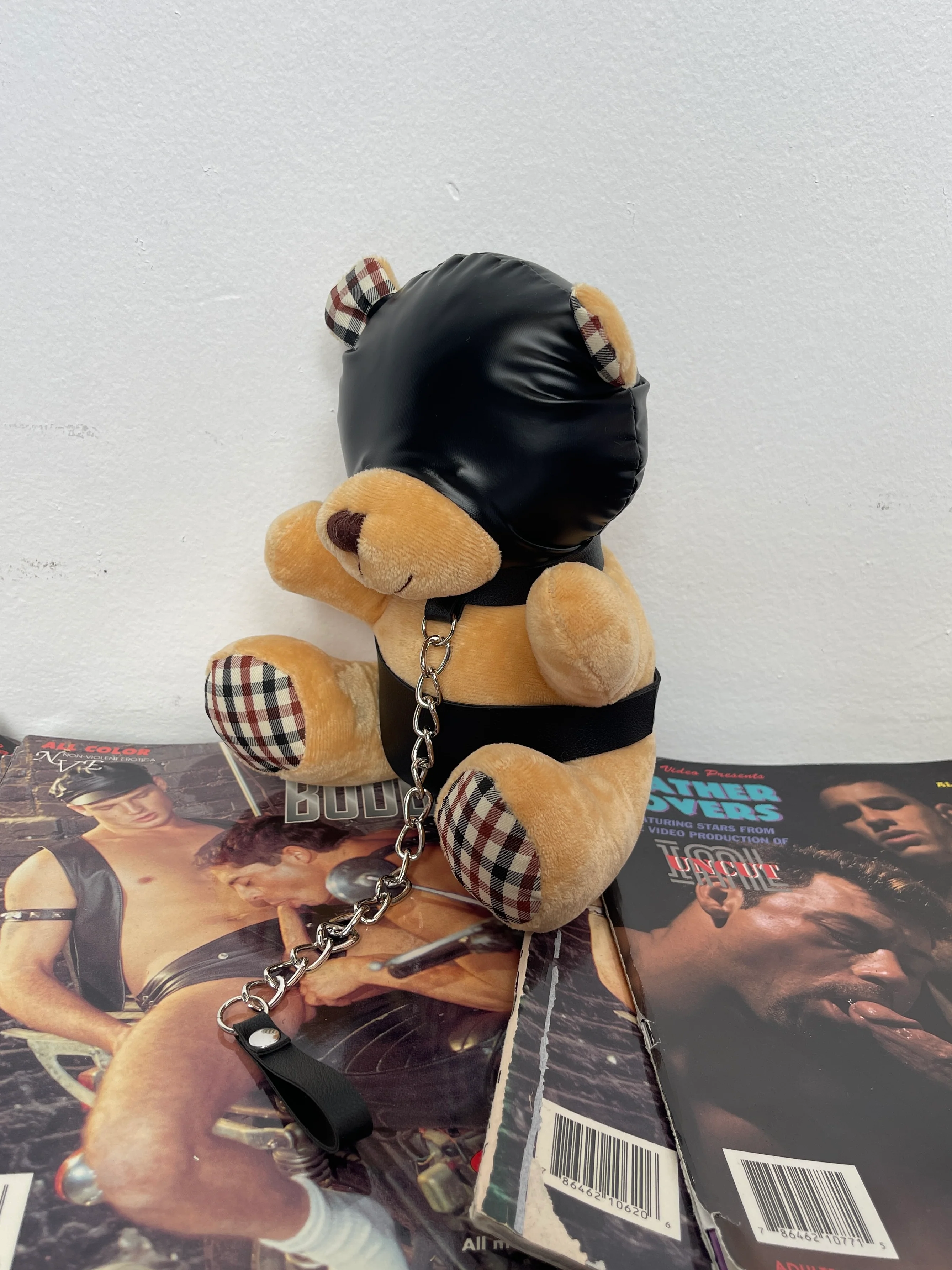 HOODED TEDDY BEAR PLUSH - Image 3