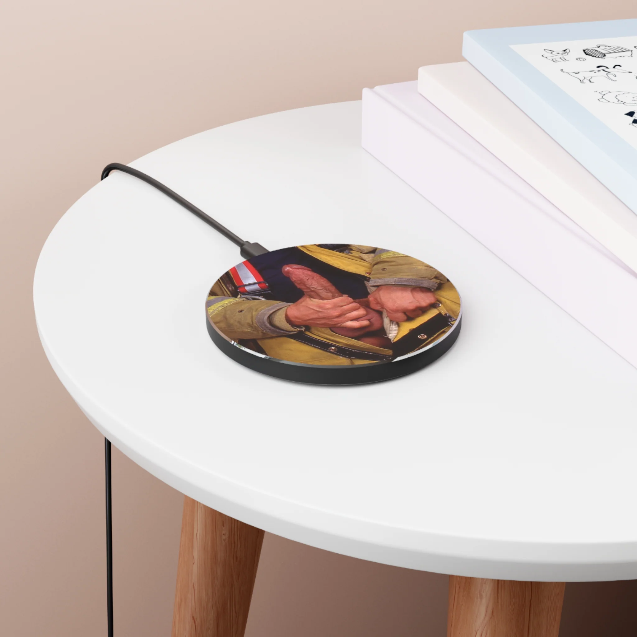 HOSE Wireless Charger by CHUCK X CULTUREEDIT - Image 3