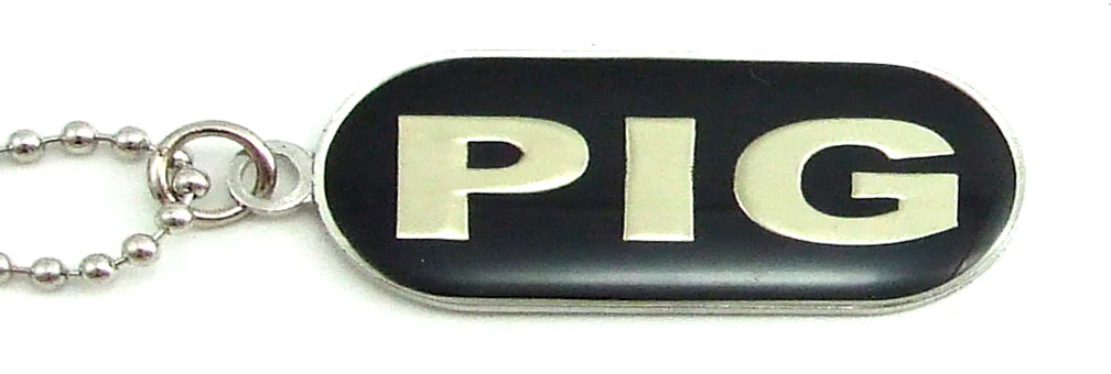PIG ID TAG Necklace - Image 2