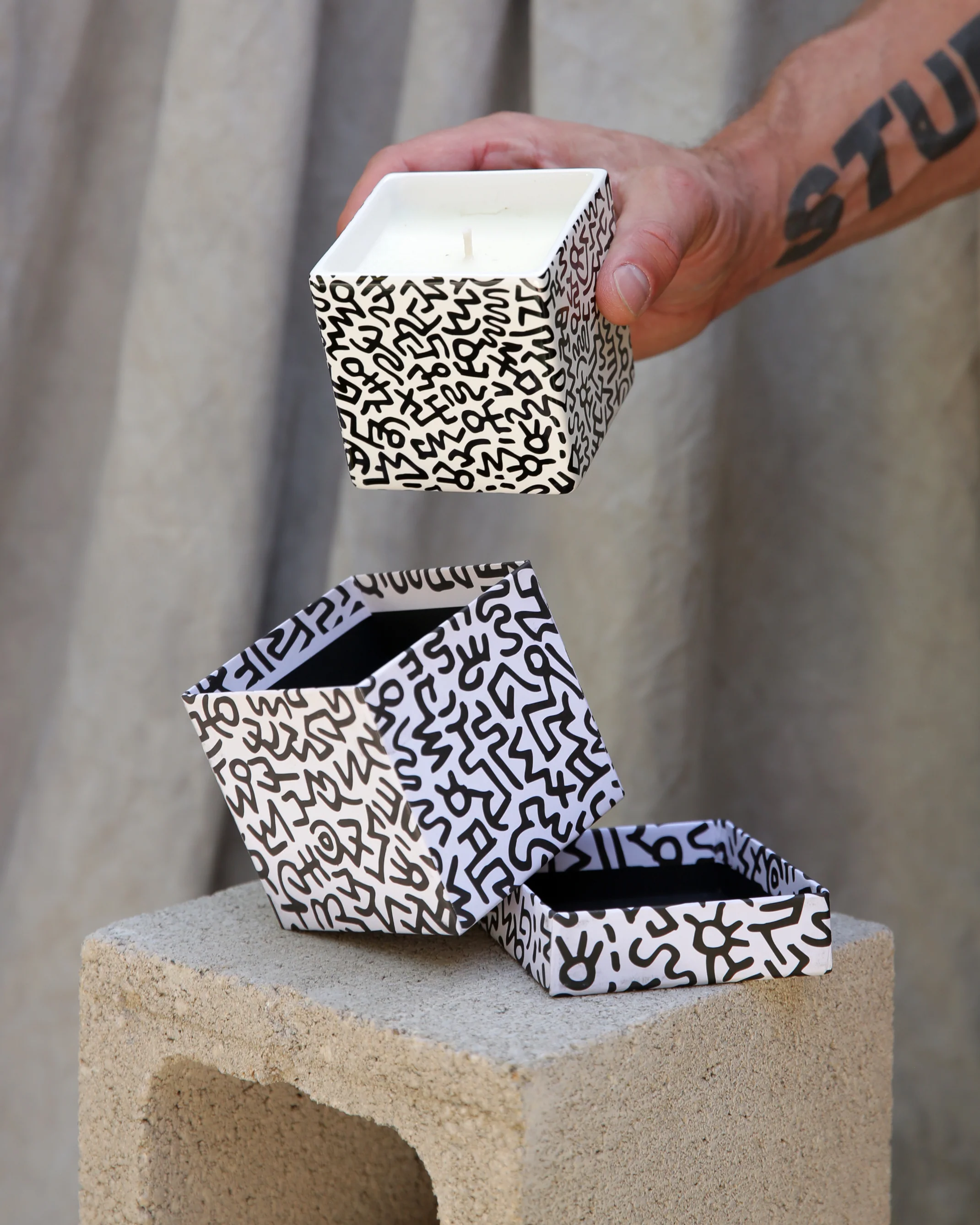 Keith Haring Black Pattern Candle - Image 2