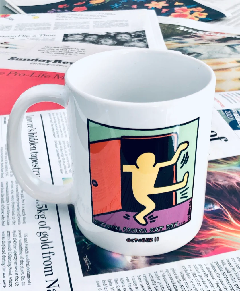 KEITH HARING NATIONAL COMING OUT DAY MUG WHITE - Image 2