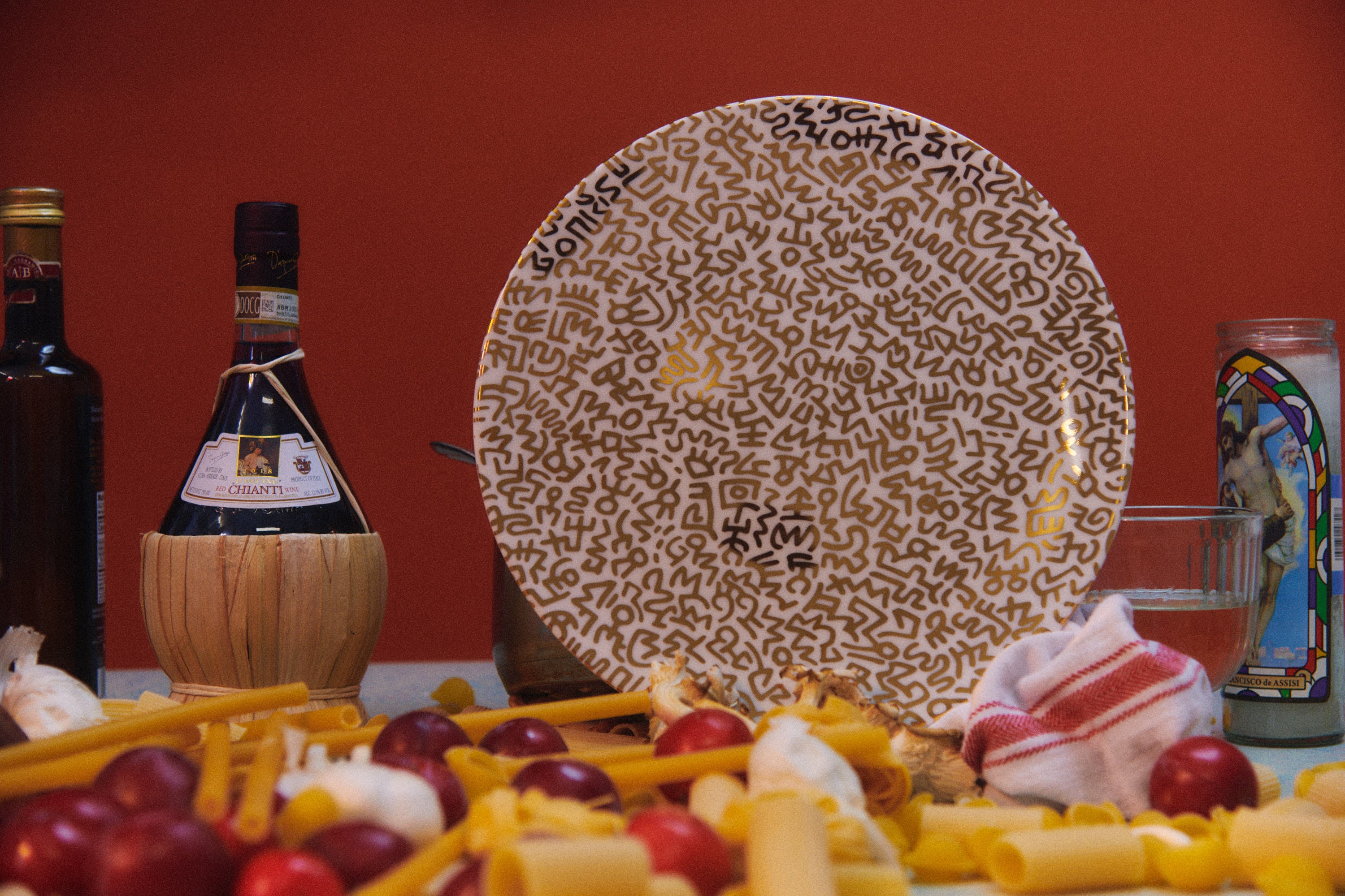 Keith Haring PORCELAIN PLATE GOLD "PATTERN COLLECTION" - Image 7