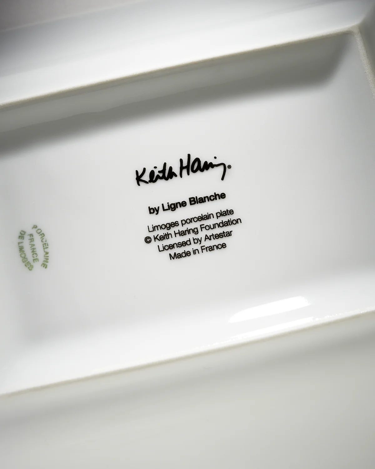 Keith Haring PORCELAIN TRAY BLACK "PATTERN COLLECTION" - Image 4