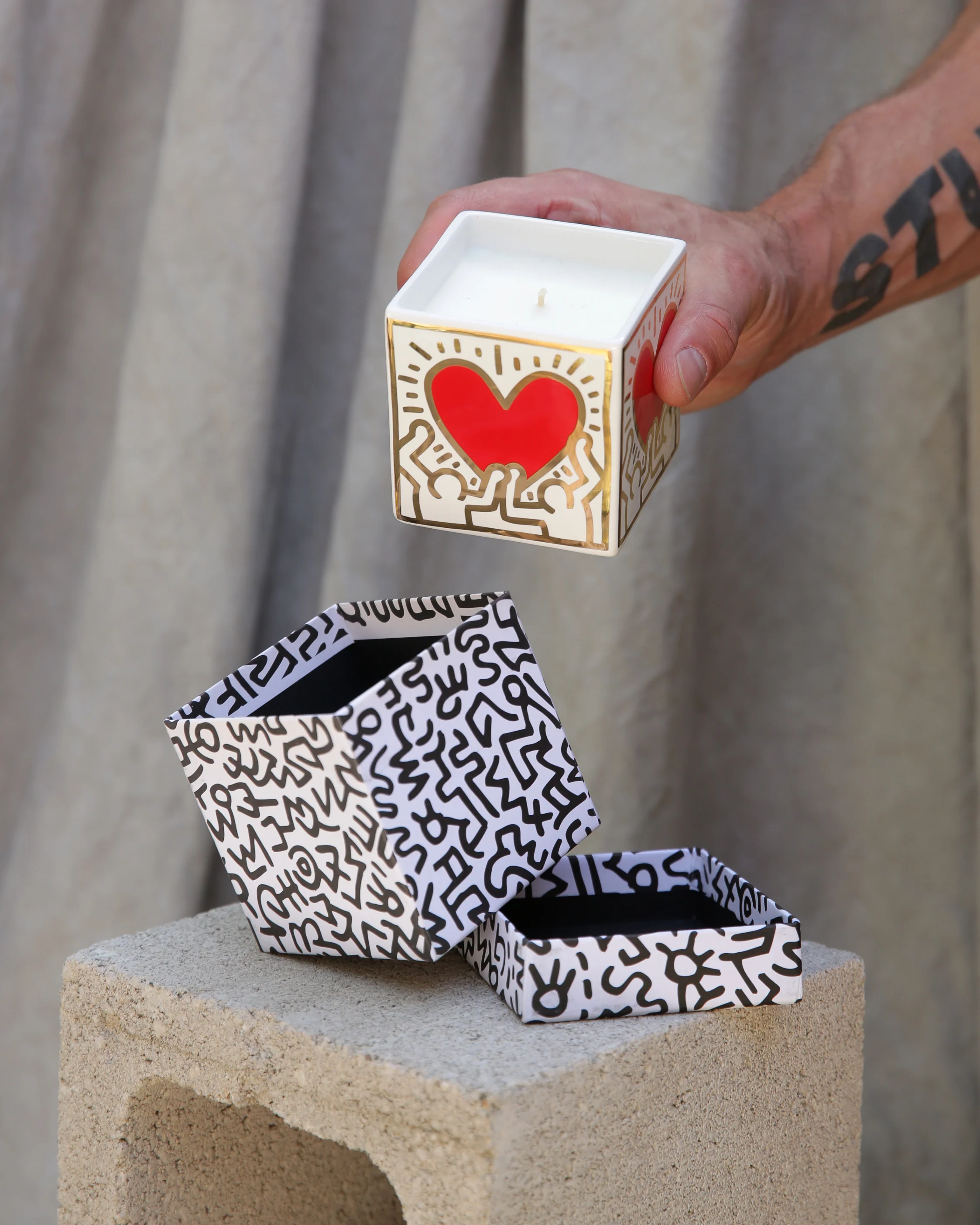 Keith Haring Red Pattern Heart Candle - Image 3