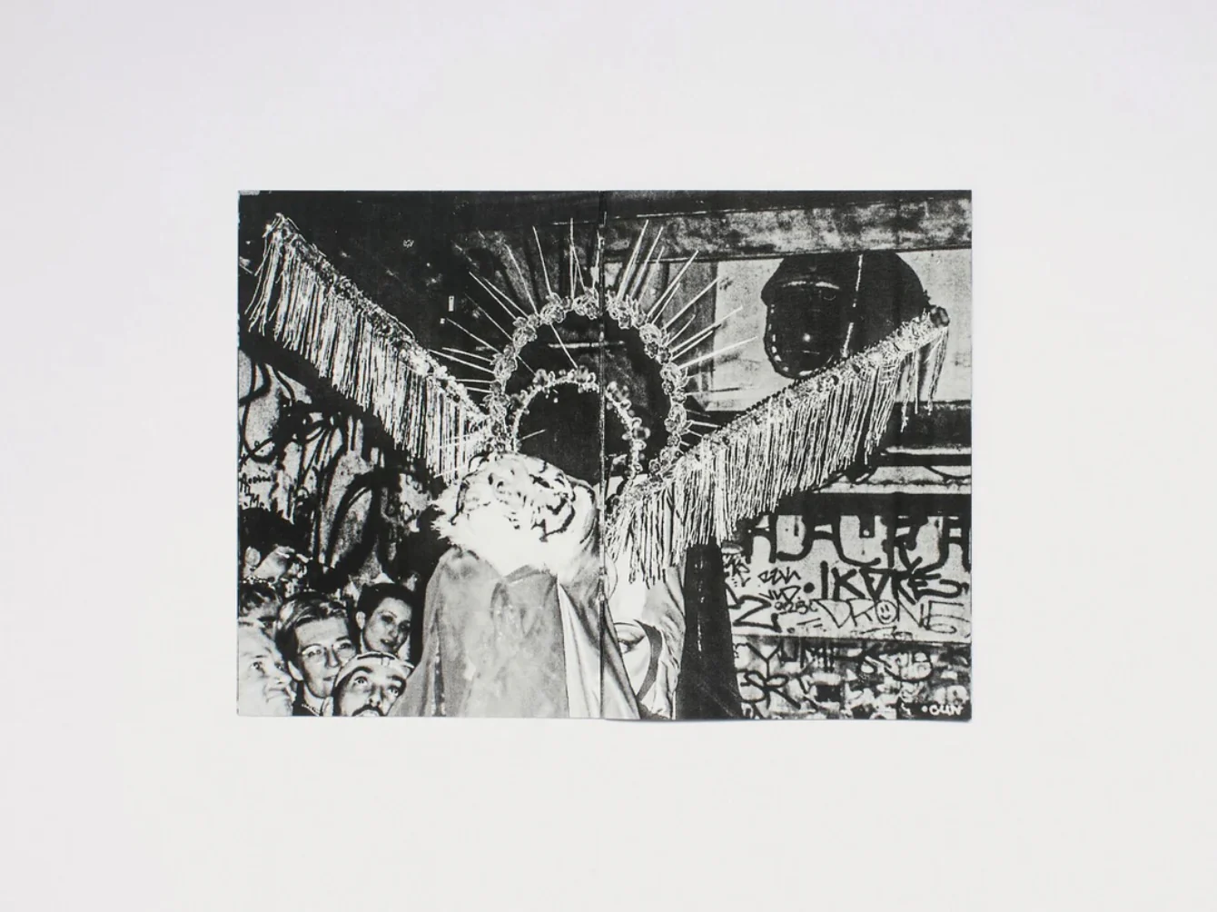 La Sosi’s Holy Sweat - Image 4