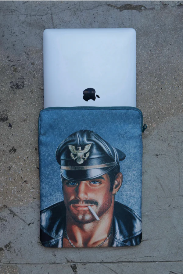 TOM OF FINLAND DAY & NIGHT LAPTOP SLEEVE 13" BY LOQI - Image 3