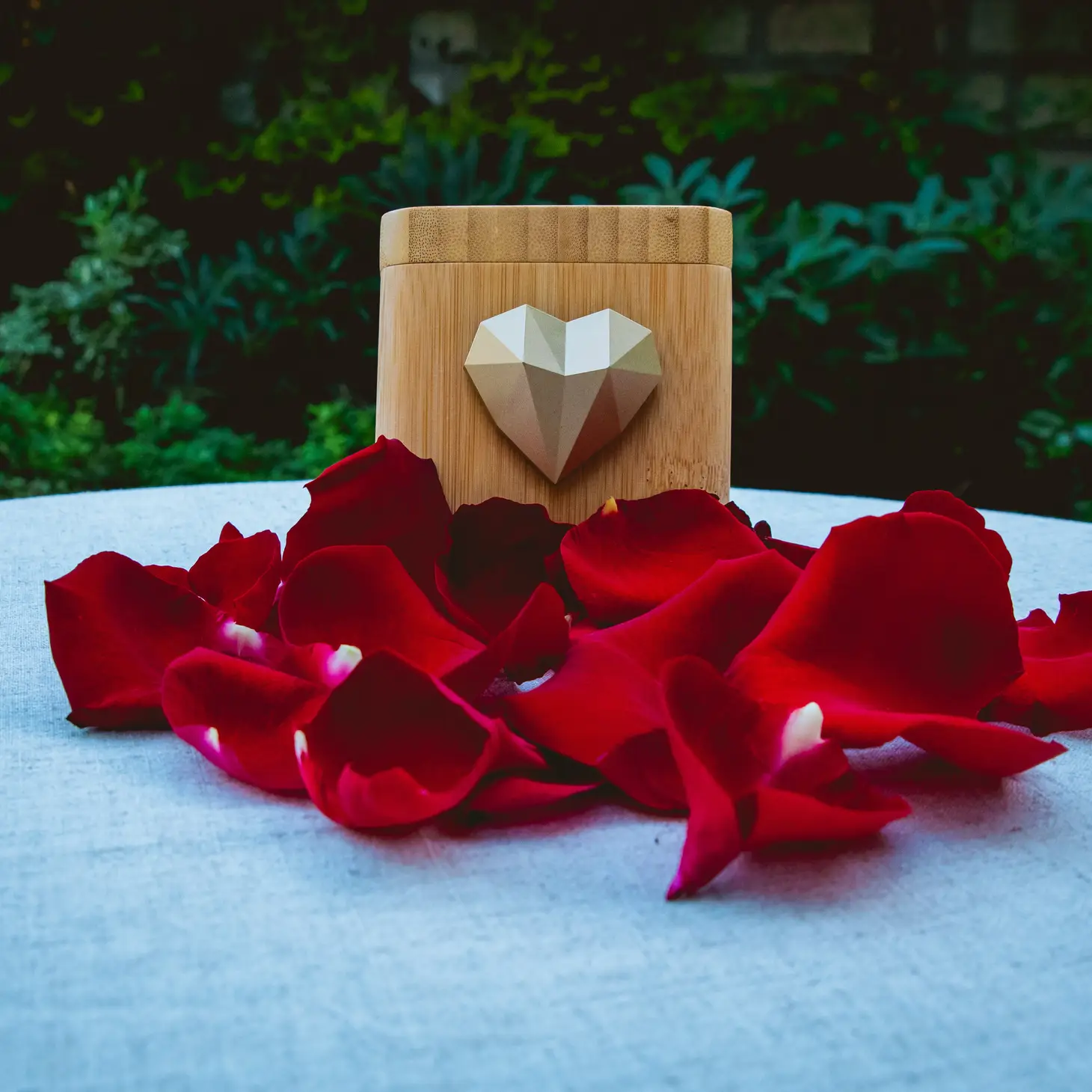 Lovebox Color & Photo - Gold Heart - Image 3