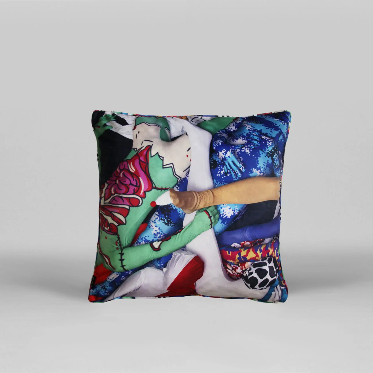 OLAF BREUNING, UNITLED (2019) Art Pillow for Henzel Studio - Image 4