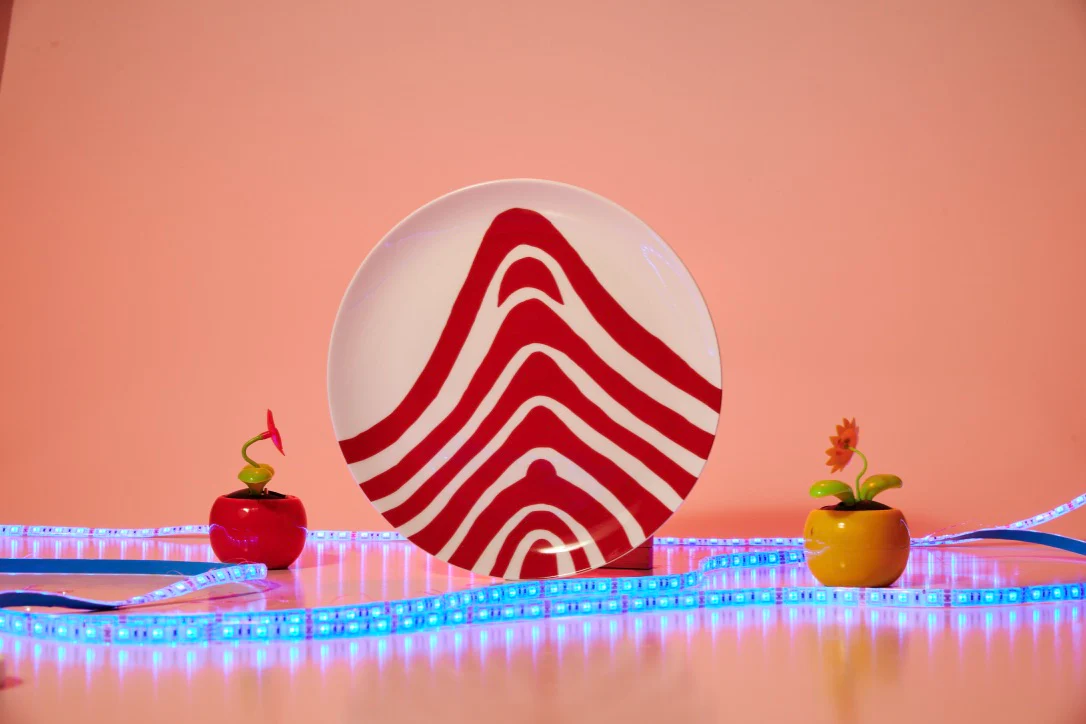 Red Curves Plate by Louise Bourgeois x Third Drawer Down - Image 2