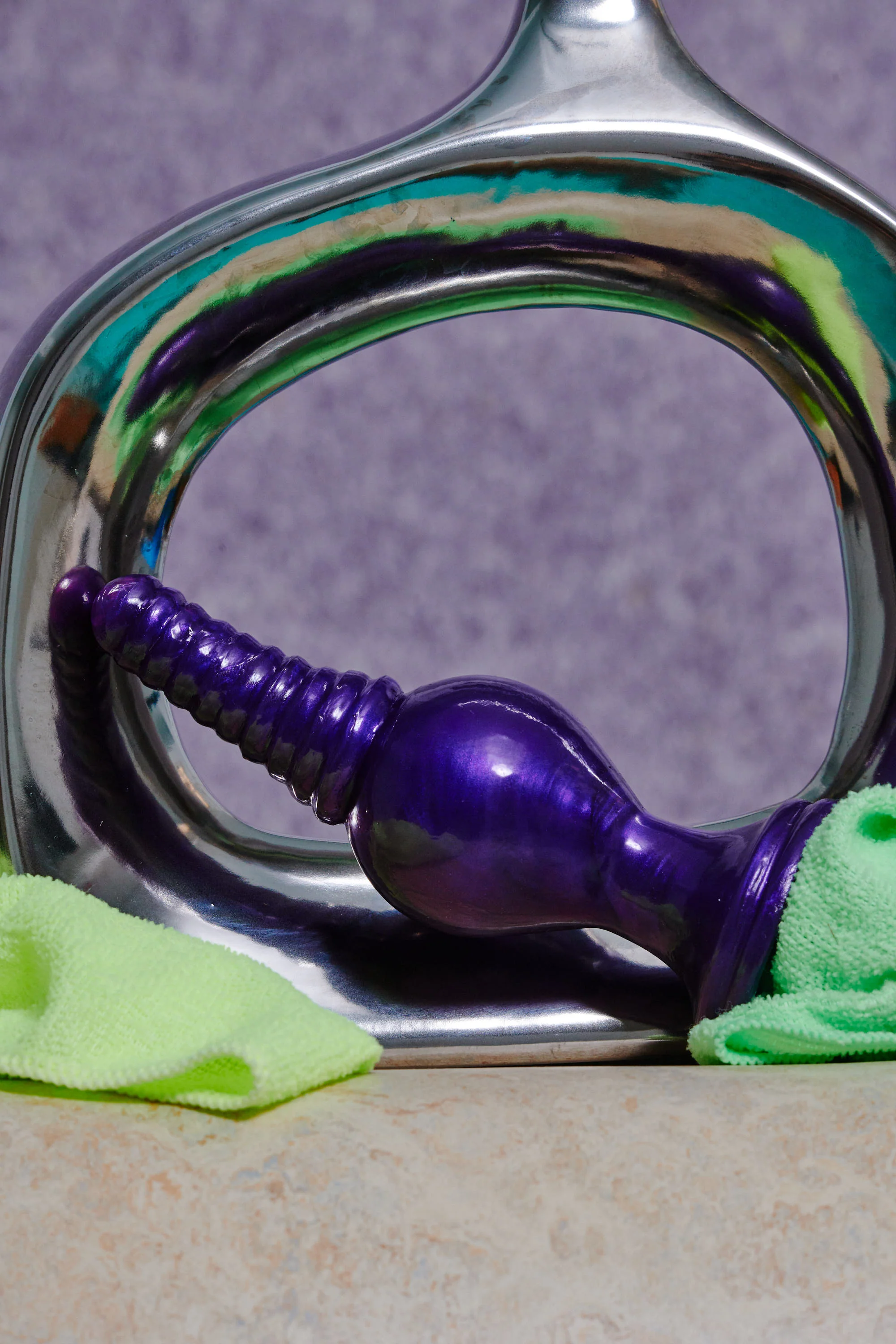 The King Butt Plug - Purple - Image 3