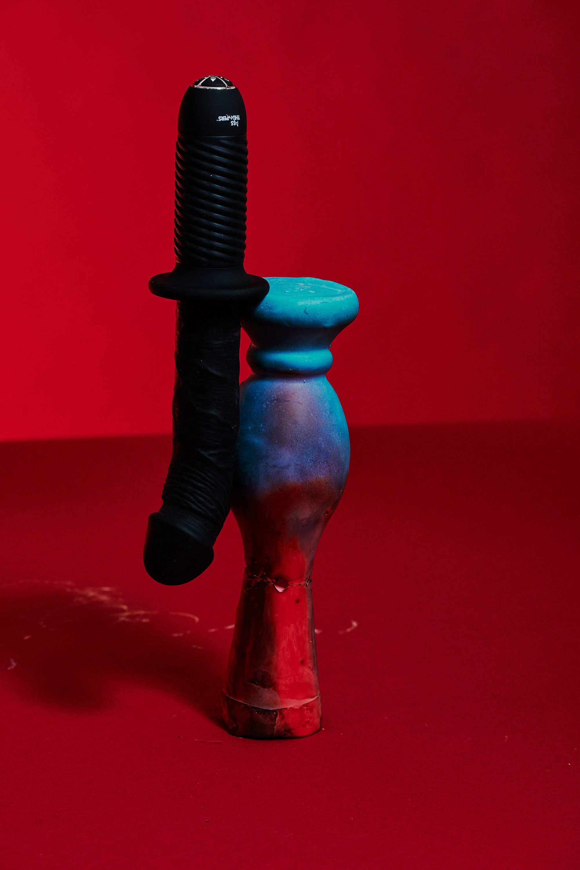 The Large Realistic 10X Silicone Vibrator with Handle - Image 7