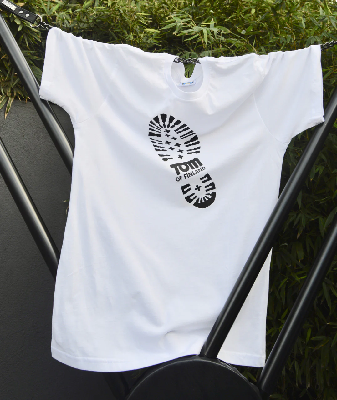Bootprint T-Shirt - Image 5