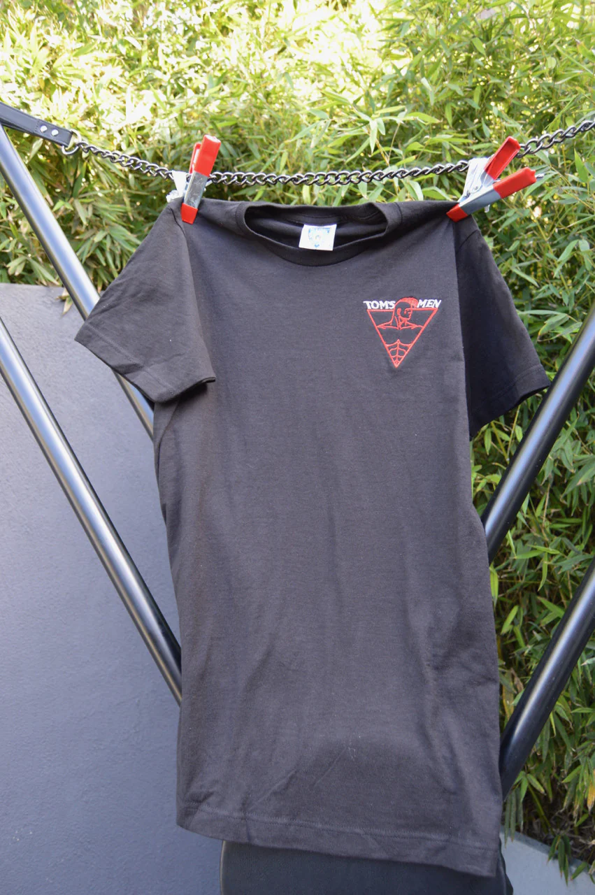 Tom's Men Embroidered T-Shirt - Image 5
