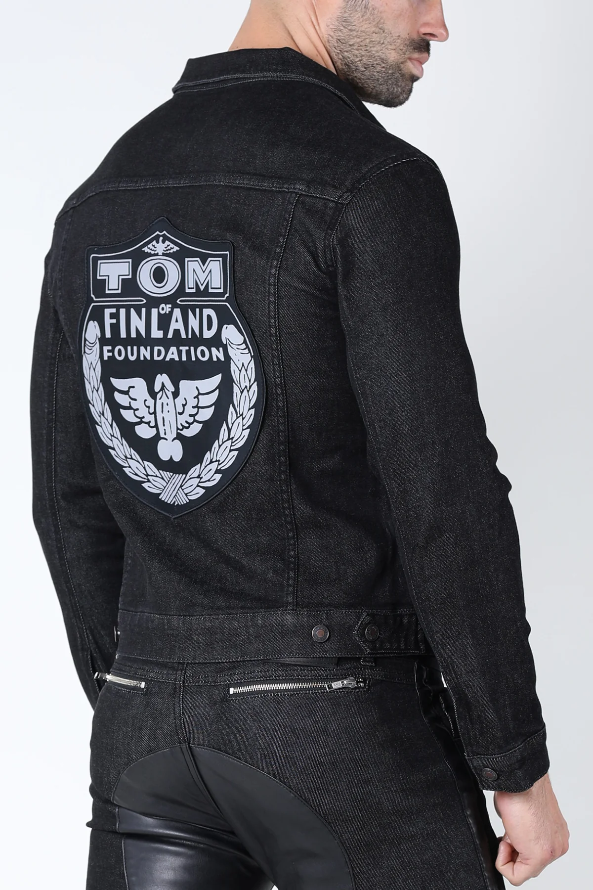 TOM OF FINLAND X CELLBLOCK 13 TOM LOGO BLACK - Image 6